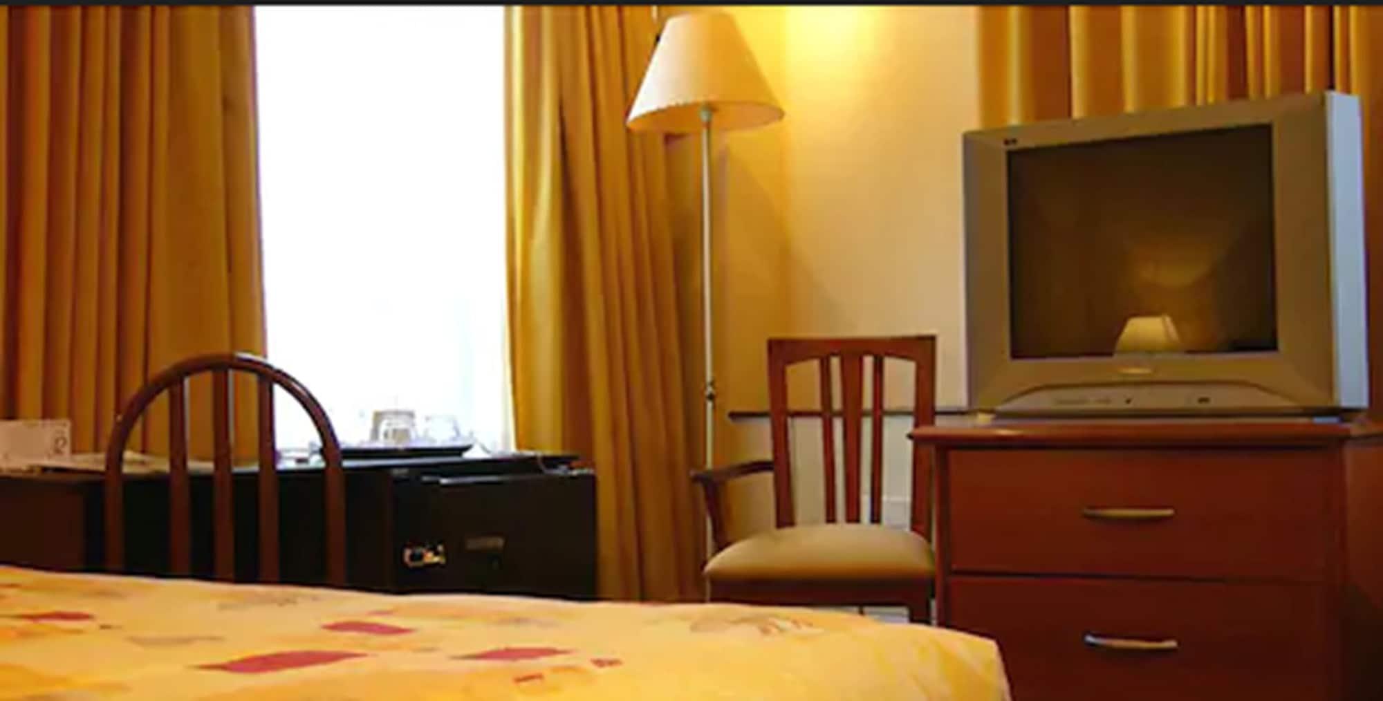 Hotel Alcala Del Rio Santiago Kültér fotó