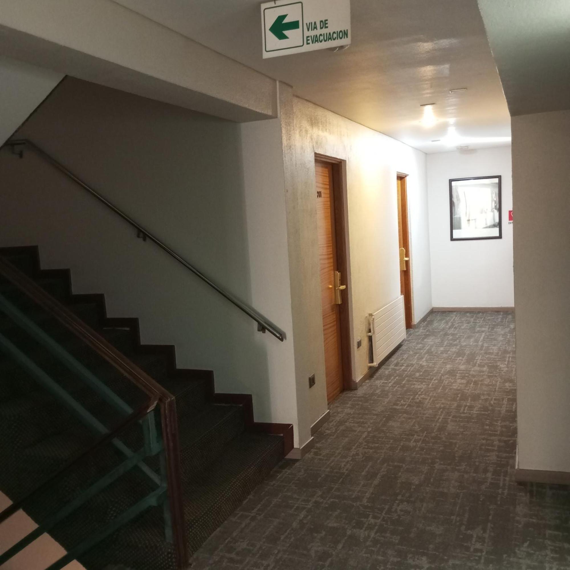 Hotel Alcala Del Rio Santiago Kültér fotó