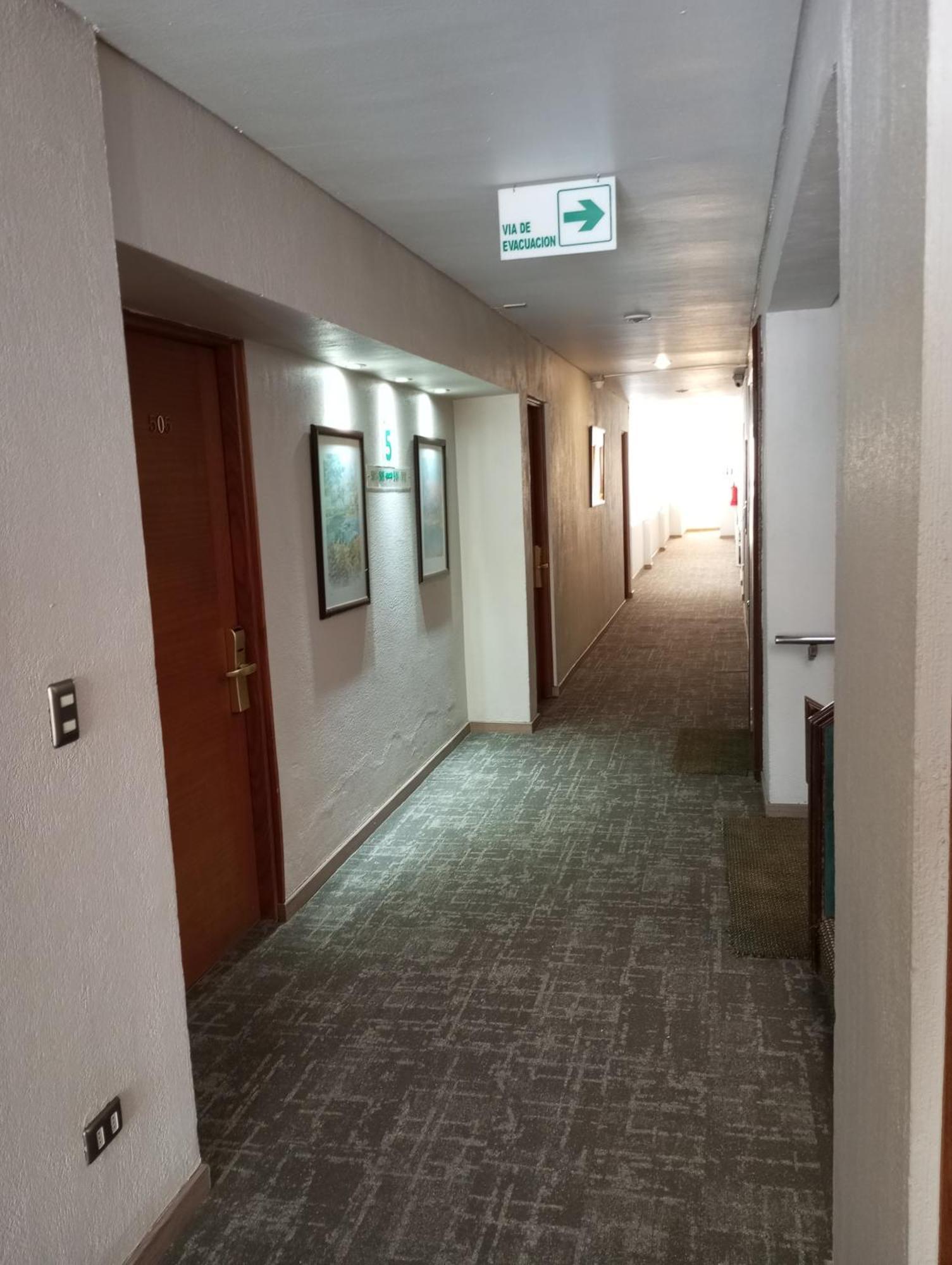 Hotel Alcala Del Rio Santiago Kültér fotó