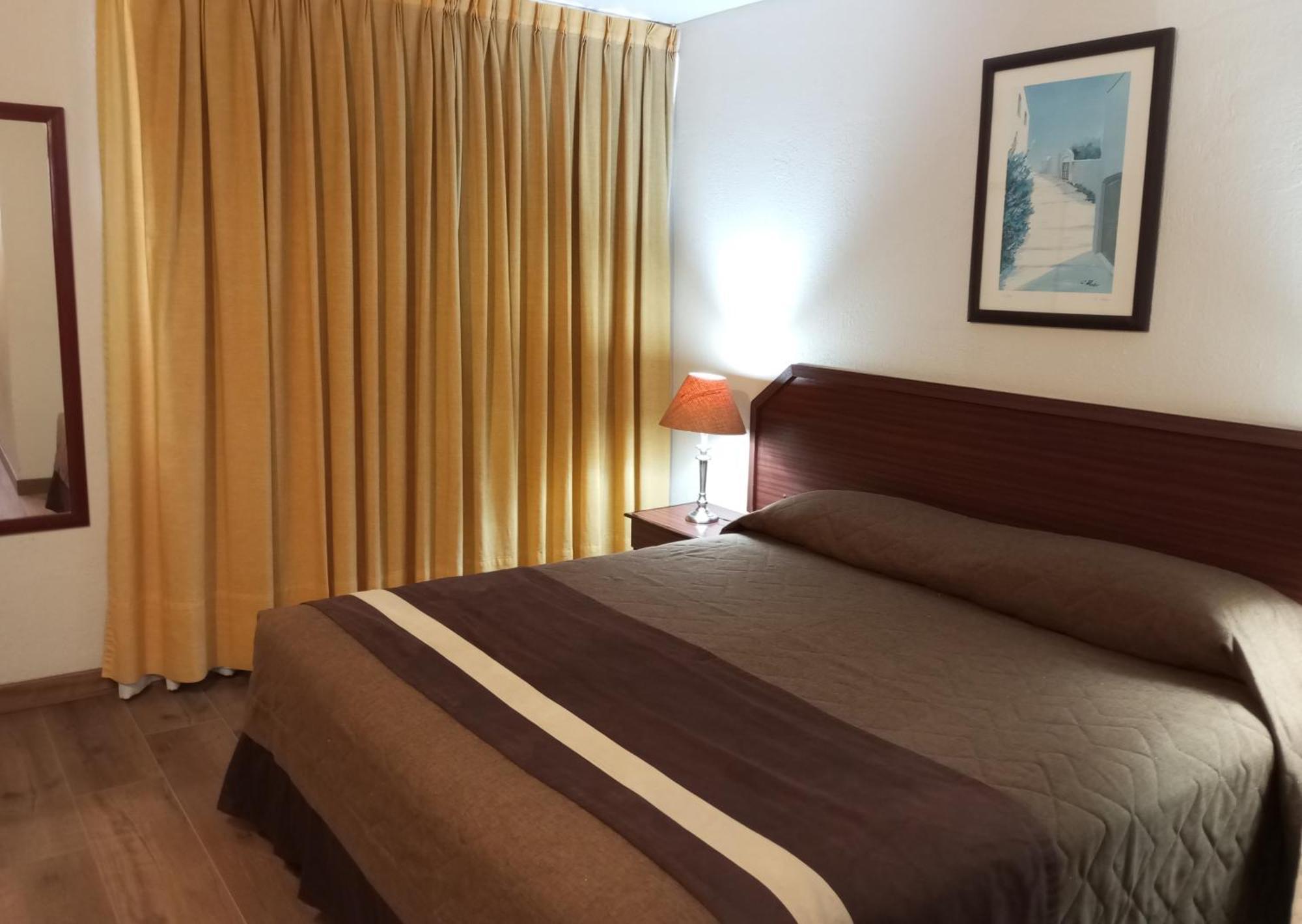 Hotel Alcala Del Rio Santiago Kültér fotó