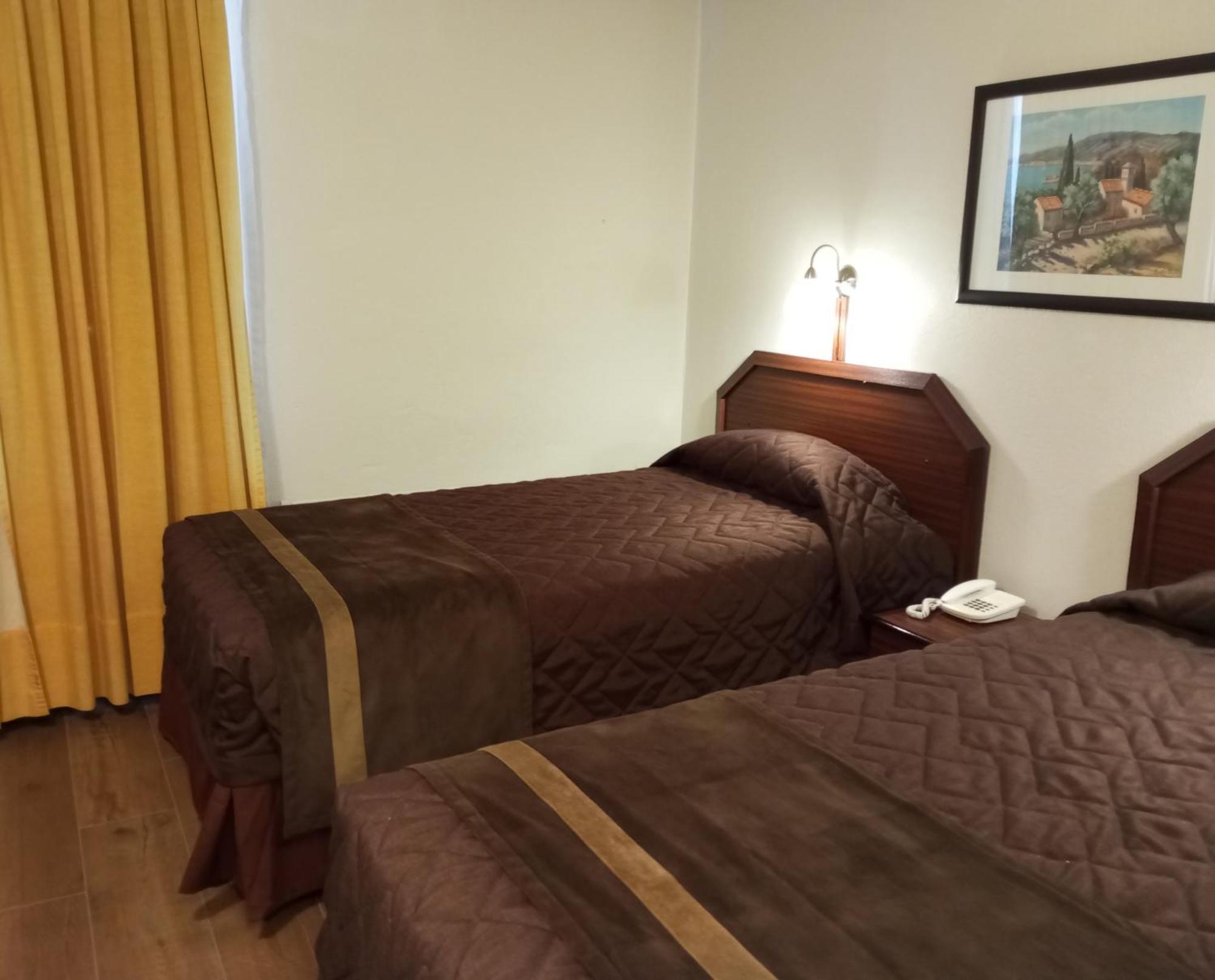 Hotel Alcala Del Rio Santiago Kültér fotó