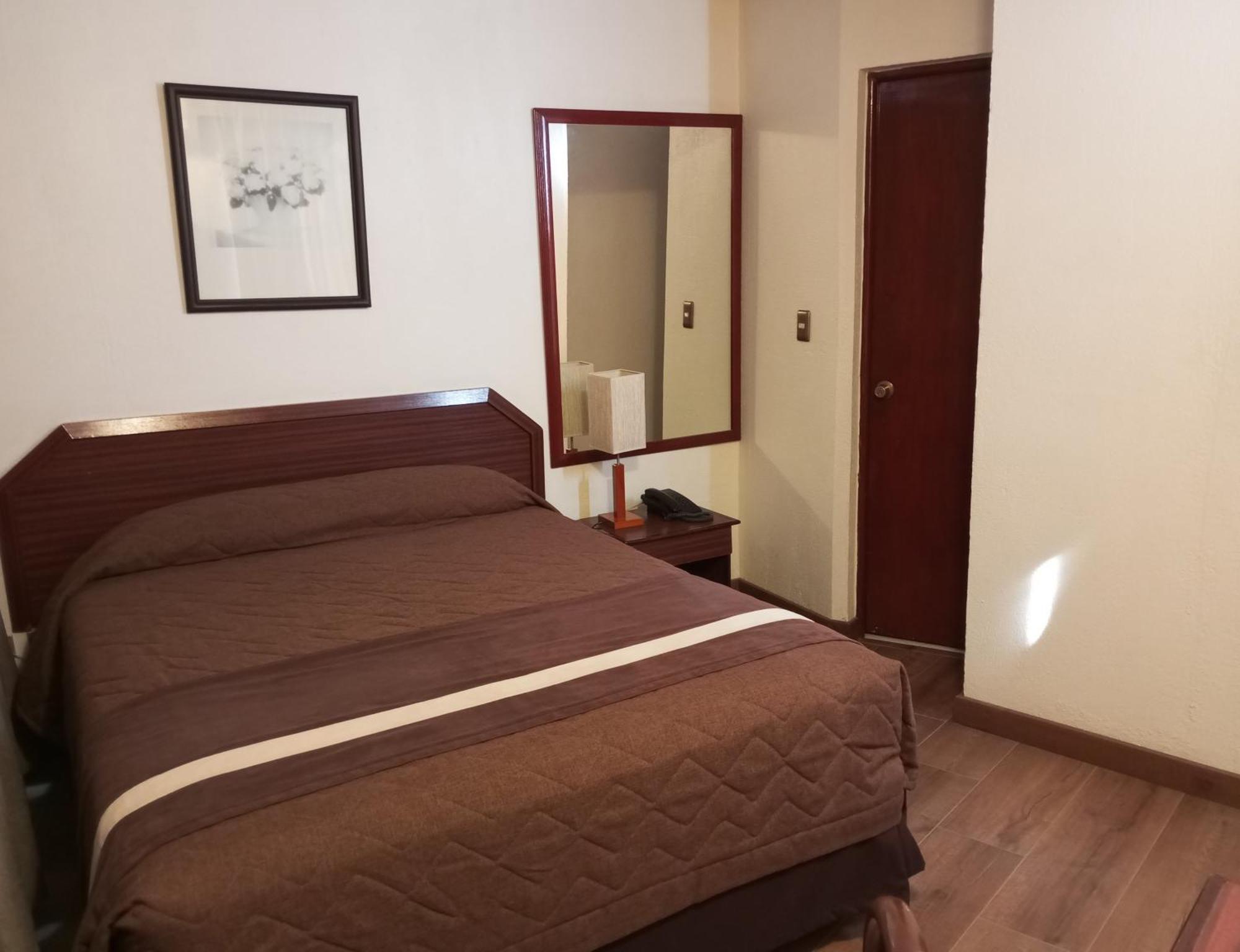 Hotel Alcala Del Rio Santiago Kültér fotó