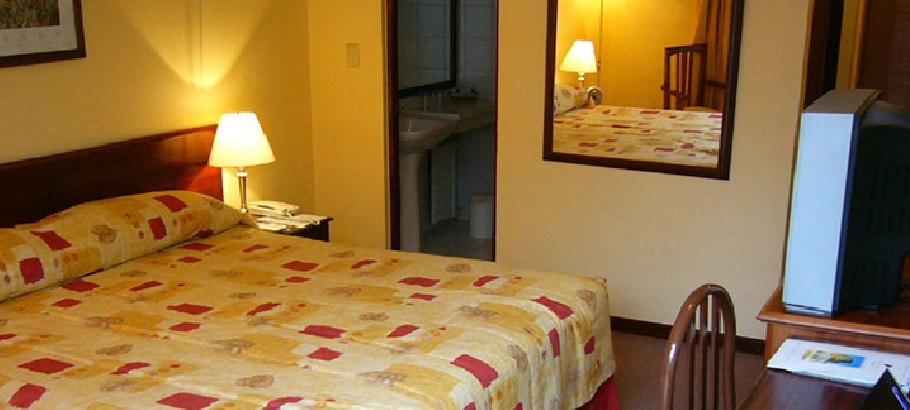 Hotel Alcala Del Rio Santiago Kültér fotó